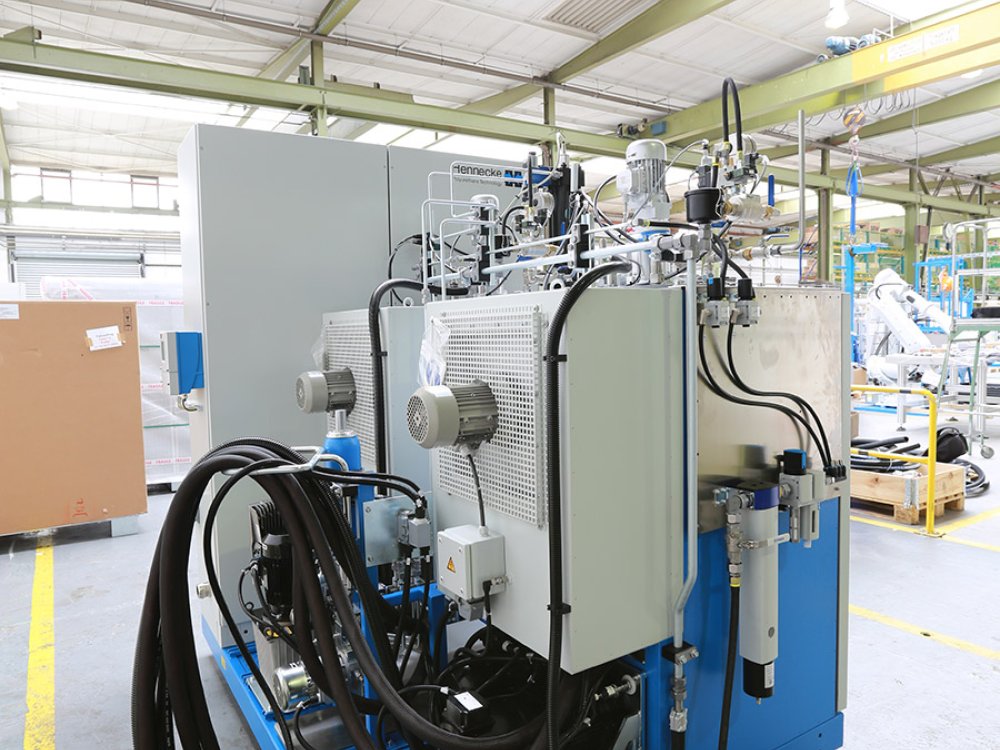 STEAMLINE - High Pressure Metering Machine